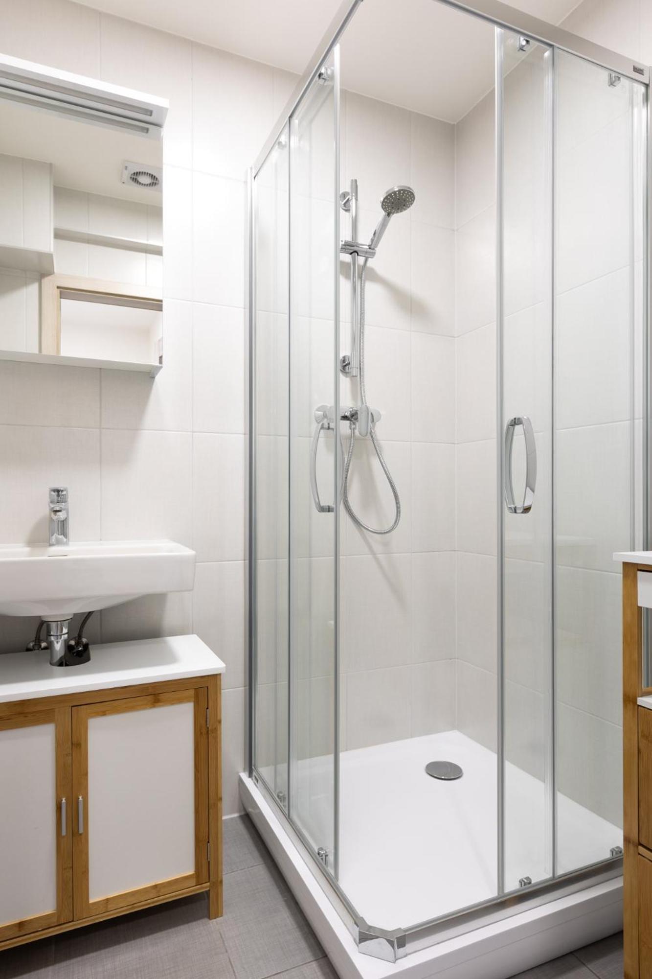 Apartmán U Metra S Terasou Praha
